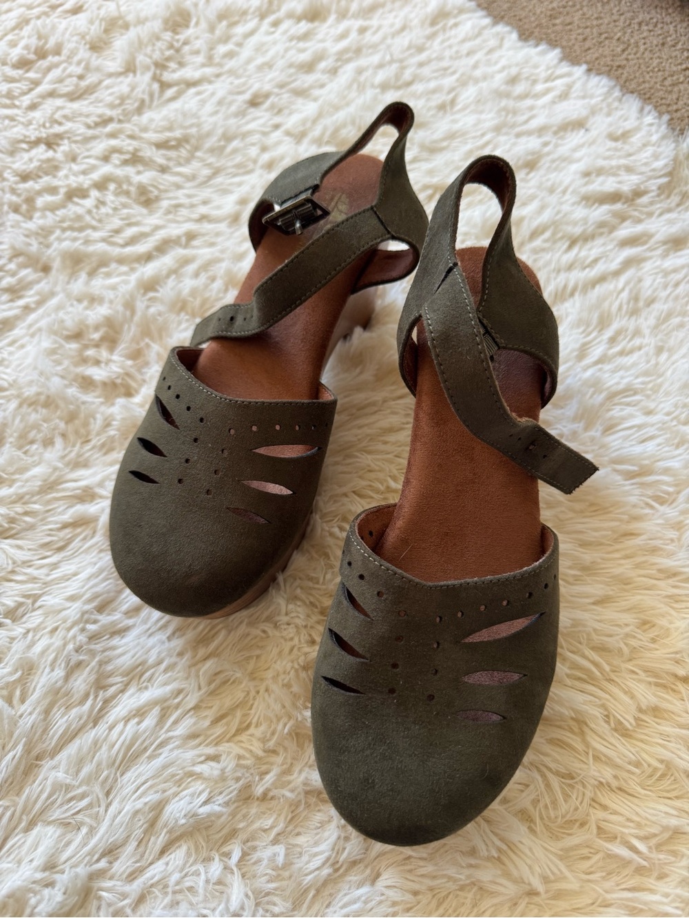 Women’s Olive Green Suede Clogs